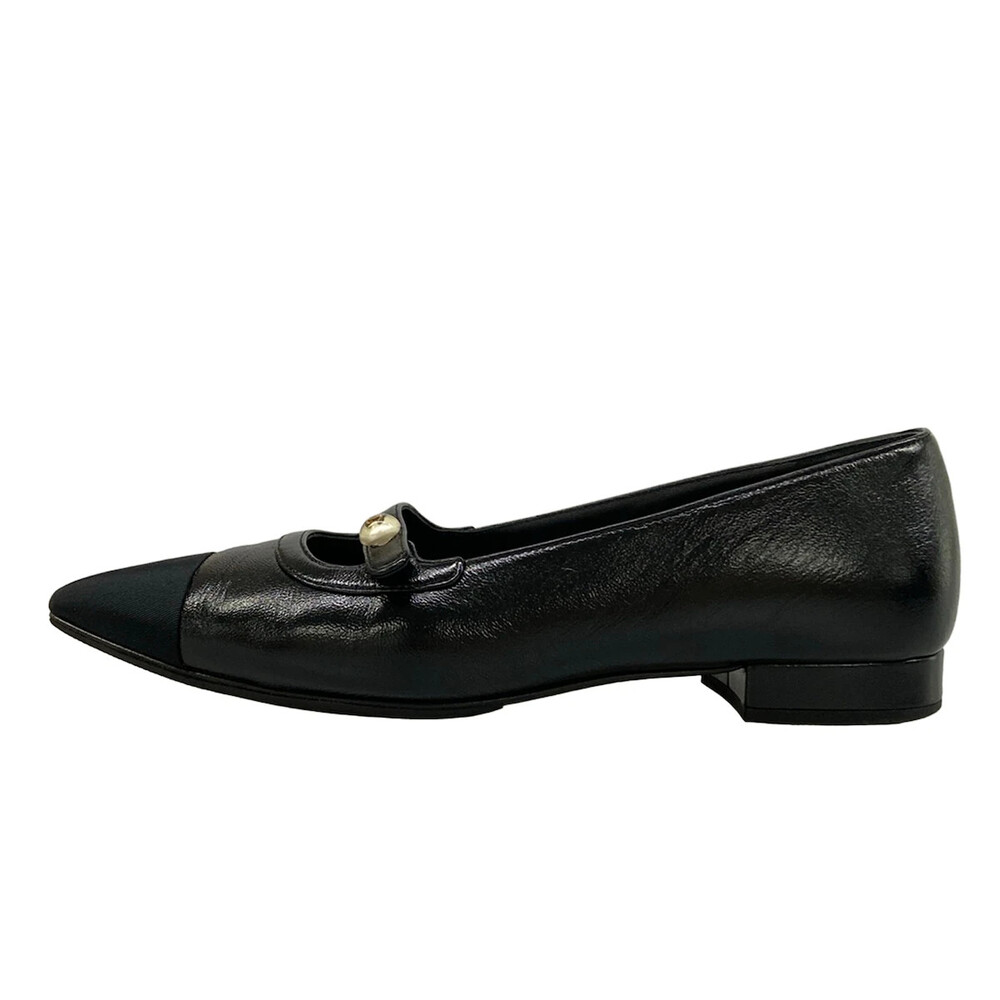 Chanel Black Leather Women's Shoes #337959C80B